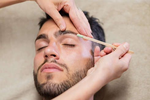 Soin bien-être Sourcils